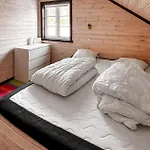 4 Bedroom Awesome In Casa vacanze Rysstad