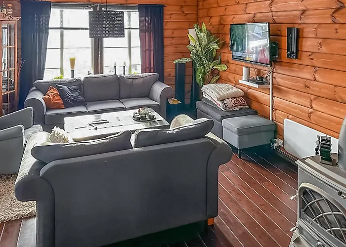 4 Bedroom Awesome In Rysstad